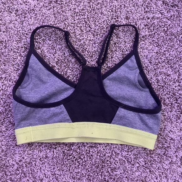 Nike Sports Bra - Picture 2 of 2